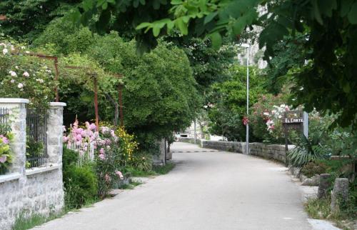 Orahovac House | Holiday Home Ametist