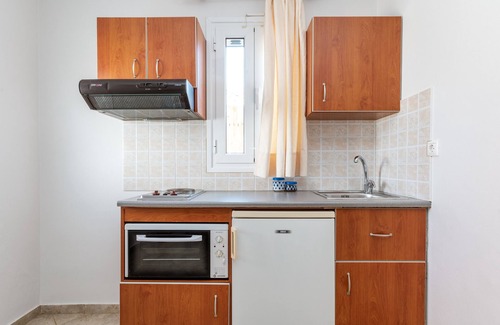 Agios Ioannis House | Holiday Home 'Anemologio 204 Tinos' with Sea View, Wi-Fi and Air Conditioning