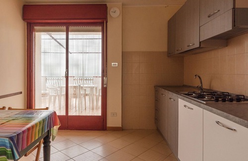 Seccagrande House | Holiday Home 'Appartamento A - Le Terrazze' with Sea View, Wi-Fi and Air Conditioning