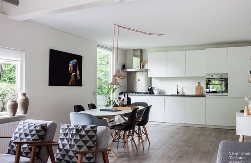Makkum House | Holiday home at the beach (free wifi)