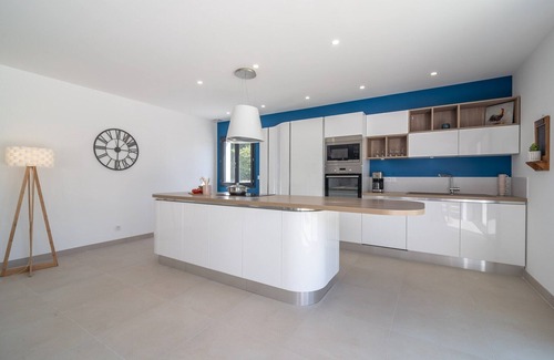 Beaufort Villa | Holiday Home Beaufort with Private Pool