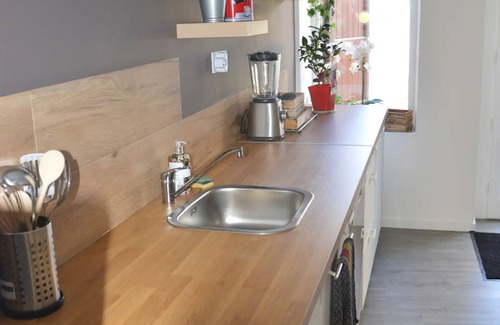 Pelussin House | Holiday Home 'Belle Maison De Village Avec Jardin' with Private Terrace, Private Garden and Wi-Fi
