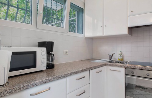 Brezzo di Bedero House | Holiday Home 'Belvedere36' with Lake View, Garage and Air Conditioning