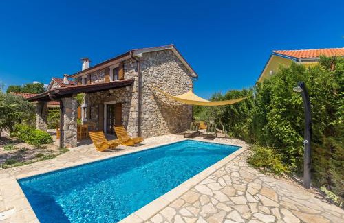 Sveti Ivan Dobrinjski House | Holiday Home Blue Ivy