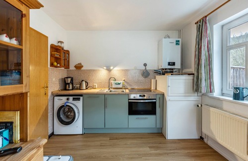 Treseburg House | Holiday Home 'Bodebaude' with Mountain View, Private Terrace and Wi-Fi