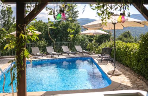 Veli Brgud House | Holiday Home Bresca