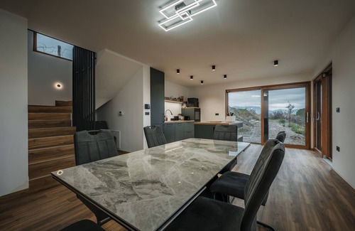 Ajdovscina Villa | Holiday Home Brje with a Seasonal pool