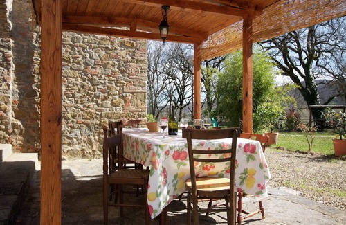 Bucine House | holiday home, Bucine with pool