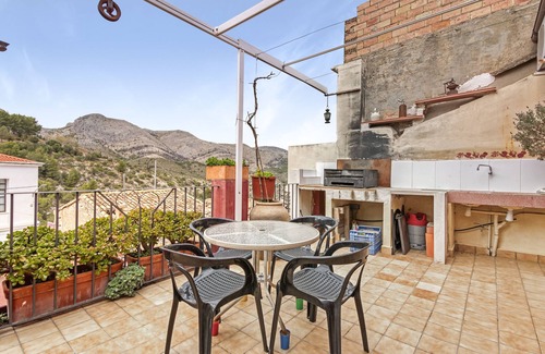 La Vall de Laguar House | Holiday Home 'Ca Lluis' with Private Terrace, Wi-Fi and Air Conditioning
