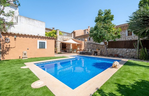 Biniamar House | Holiday Home 'Ca'n Blanch' with Private Pool, Private Terrace and Wi-Fi