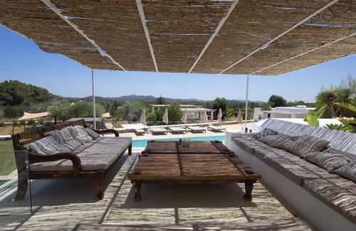 Santa Gertrudis House | Holiday Home 'Can Tunio , Santa Gertrudis' with Mountain View, Wi-Fi and Air Conditioning