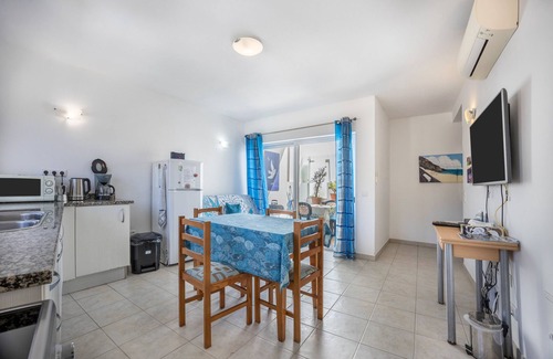 Salema House | Holiday Home "Casa Da Paz" with Sea View, Private Terraces & Wi-Fi