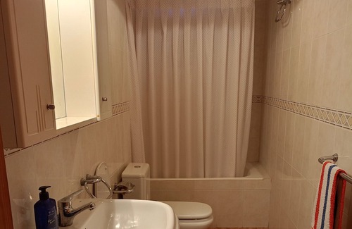 Mirambel House | Holiday Home 'Casa Milagros' with Shared Terrace, Balcony and Wi-Fi