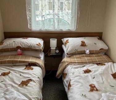 Great Yarmouth Resort | Holiday home cherry tree Burgh castle Great Yarmouth