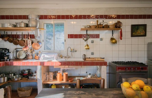 Levie House | Holiday Home 'Chez Jean Viti' with Private Garden and Wi-Fi