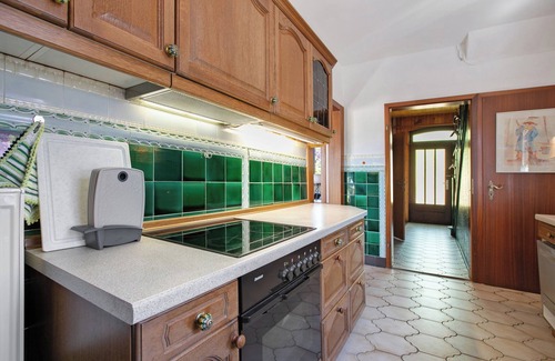 Wesselburen House | Holiday Home 'Die Kleine' with Private Terrace, Private Garden and Wi-Fi