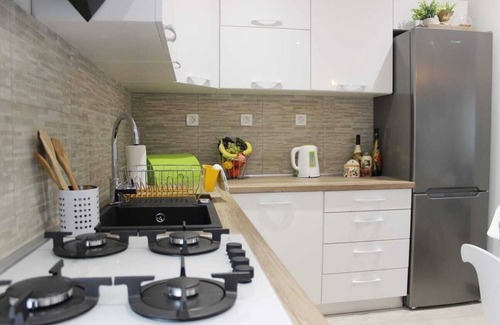 Dracevica House | Holiday Home Ela - Three Bedroom Holiday Home with outdoor Pool