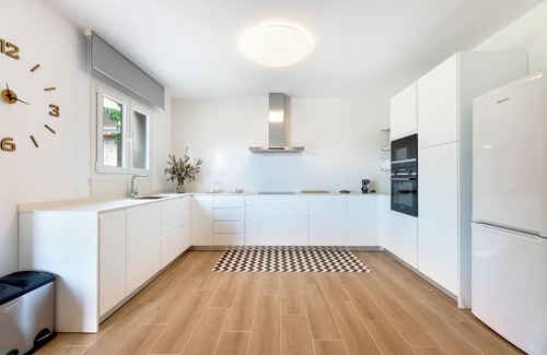 Algaida House | Holiday Home "Es Cos" with Garden and Wi-Fi