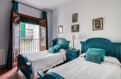Higuera de la Sierra House | Holiday Home in Higuera near Hiking Trails