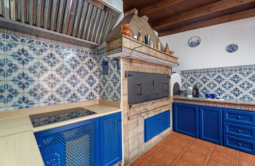 La Mancha House | Holiday Home Casa Matyas close to the Beach with Garden & Wi-Fi