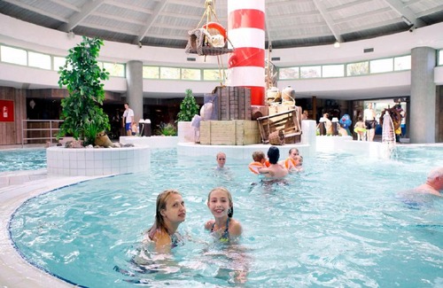 Mol House | Holiday Home EuroParcs Resort Zilverstrand-1