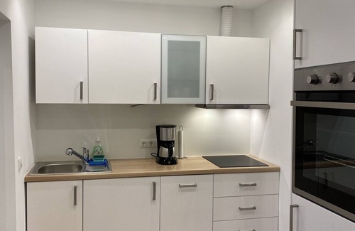 Lichtenrade House | Holiday Home 'Ferien Am Berliner Mauerweg' with Private Terrace and Wi-Fi