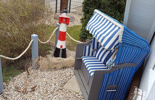 Bedekaspel House | Holiday Home 'Ferienhaus Stamer Am Großen Meer' with Shared Terrace and Private Garden