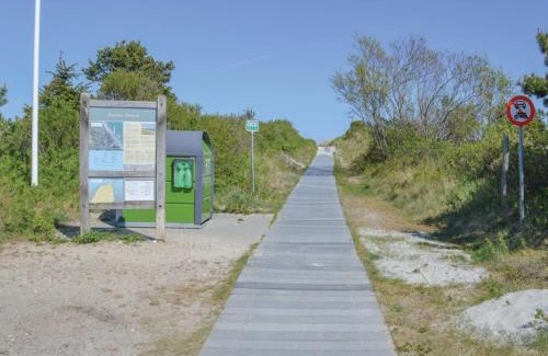 Bratten Strand House | Holiday Home Frithbjorn - 900m from the sea by Interhome