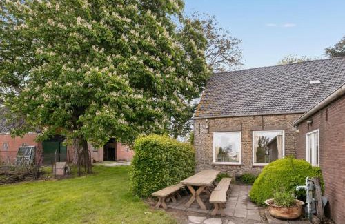 Zaamslag House | Holiday Home Groepswoning De Appelgaard by Interhome