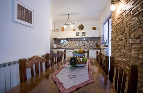 Daruvar House | Holiday Home Grofica