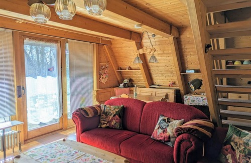Waldbrunn House | Holiday Home 'Haus Paradiesecke' with Private Terrace, Private Garden and Wi-Fi
