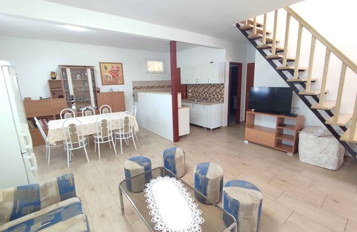 Balatonmariafurdo House | Holiday home with pool, air conditioning and wifi