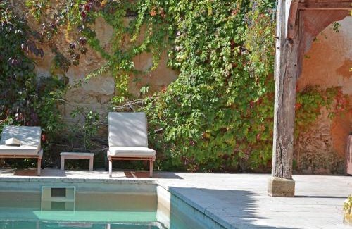 Campagne-d'Armagnac House | Holiday Home in Campagne with Pool and BBQ