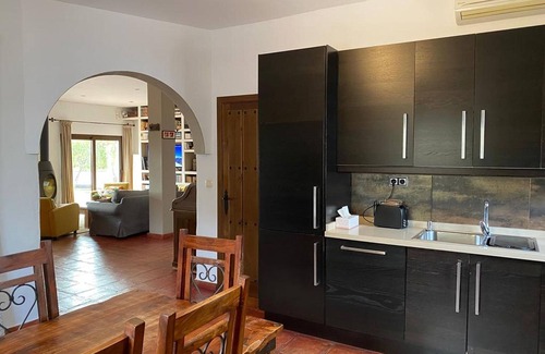 Arenas Villa | Holiday Home in Arenas with Pool & Sea Views