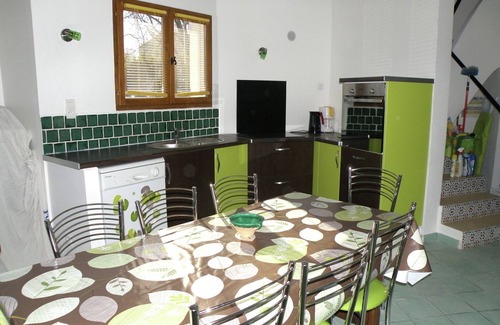 Saint-Bres Villa | Holiday Home in Cévennes with Private Pool