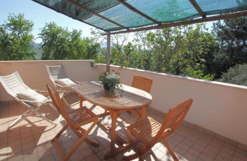 Cossignano House | Holiday Home in Cossignano with Pool