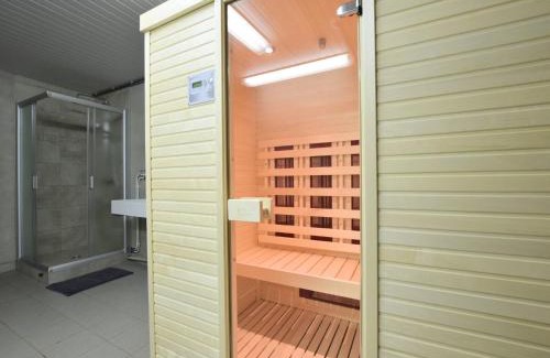 Commanster House | Holiday Home in Gouvy Ardennes with Sauna