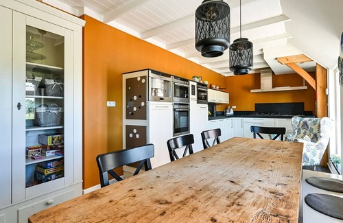 Hellendoorn House | Holiday Home in Hellendoorn with Garden