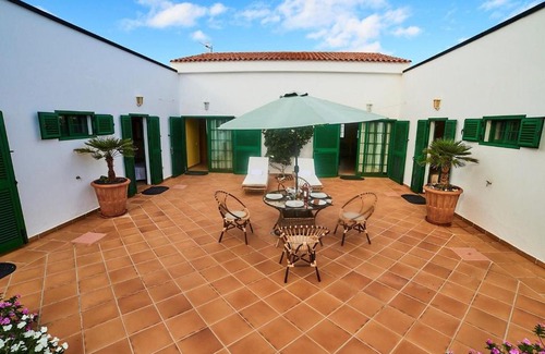 Villaverde House | Holiday home in La Oliva Fuerteventura with swimming pool
