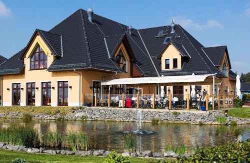 Markkleeberg House | Holiday home in Markkleeberg near a lake