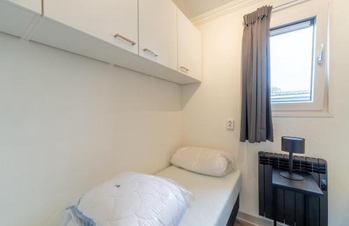 Molenschot House | Holiday Home in Molenschot near Nature Reserves, cleaning included