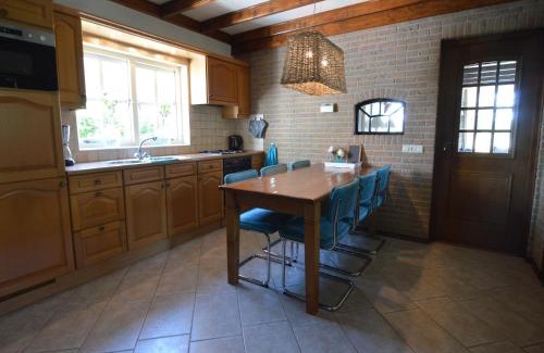 Nijeberkoop House | Holiday Home in Nijeberkoop near Nature, cleaning included