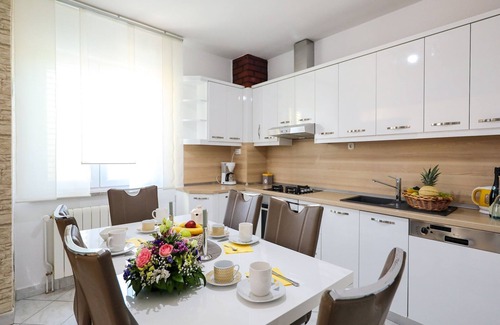 Lovinac House | Holiday Home in Policnik with Private Pool