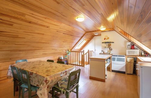Pont-Croix House | Holiday Home in Pont-Croix near Beaches