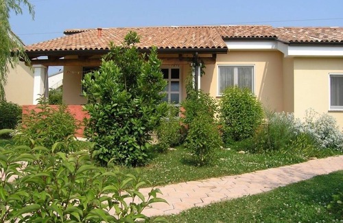 Antonci House | Holiday Home in Poreč with Terrace, Air condition, WIFI, Dishwasher (4400-8)
