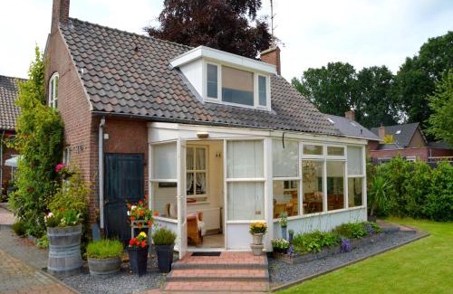 Soerendonk House | Holiday Home in Soerendonk with Garden, cleaning included