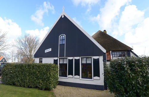 Oosterend House | Holiday Home in Texel near the Sea