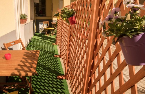 Bomerano Apartment | Holiday home in the center of Bomerano, one step away from the Path of the Gods.