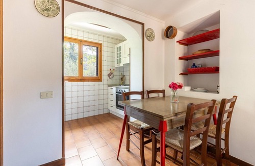 Marliana Villa | Holiday Home in Tuscany with Stunning Views
