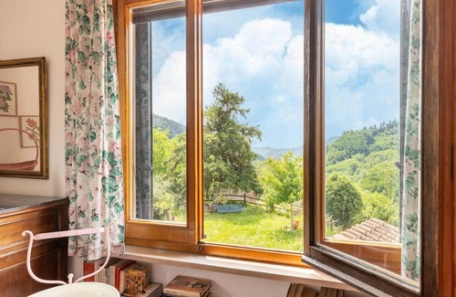 Marliana Villa | Holiday Home in Tuscany with Stunning Views